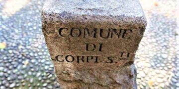 Il grande Comune “a ciambella”