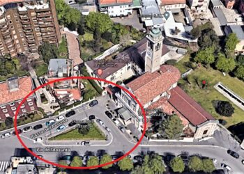 VIGENTINO: niente piazza nel centro storico-artistico, solo parcheggio