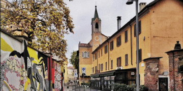 Magolfa tra la chiesa degli spazzacamini e la cascina da salvare