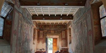 Quel tempietto sopravvissuto a uno tsunami di cemento