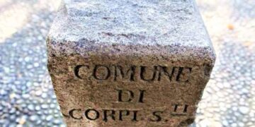 Recensioni / PUBBLICATO IL PRIMO LIBRO DEI CORPI SANTI